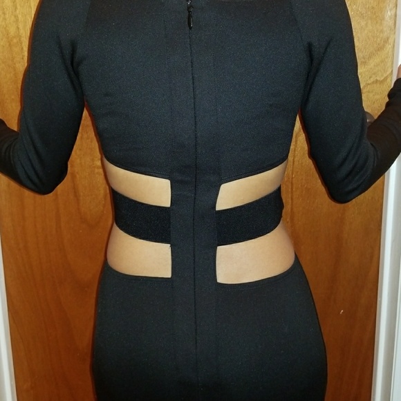 Dress - Picture 3 of 5